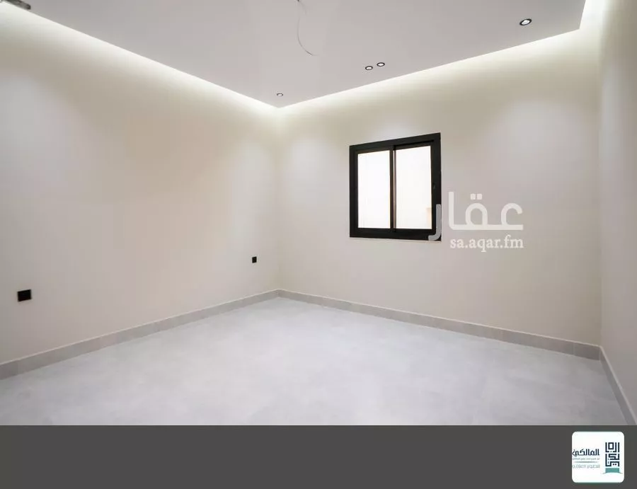 4 bedroom apartment in Al Salamah 8