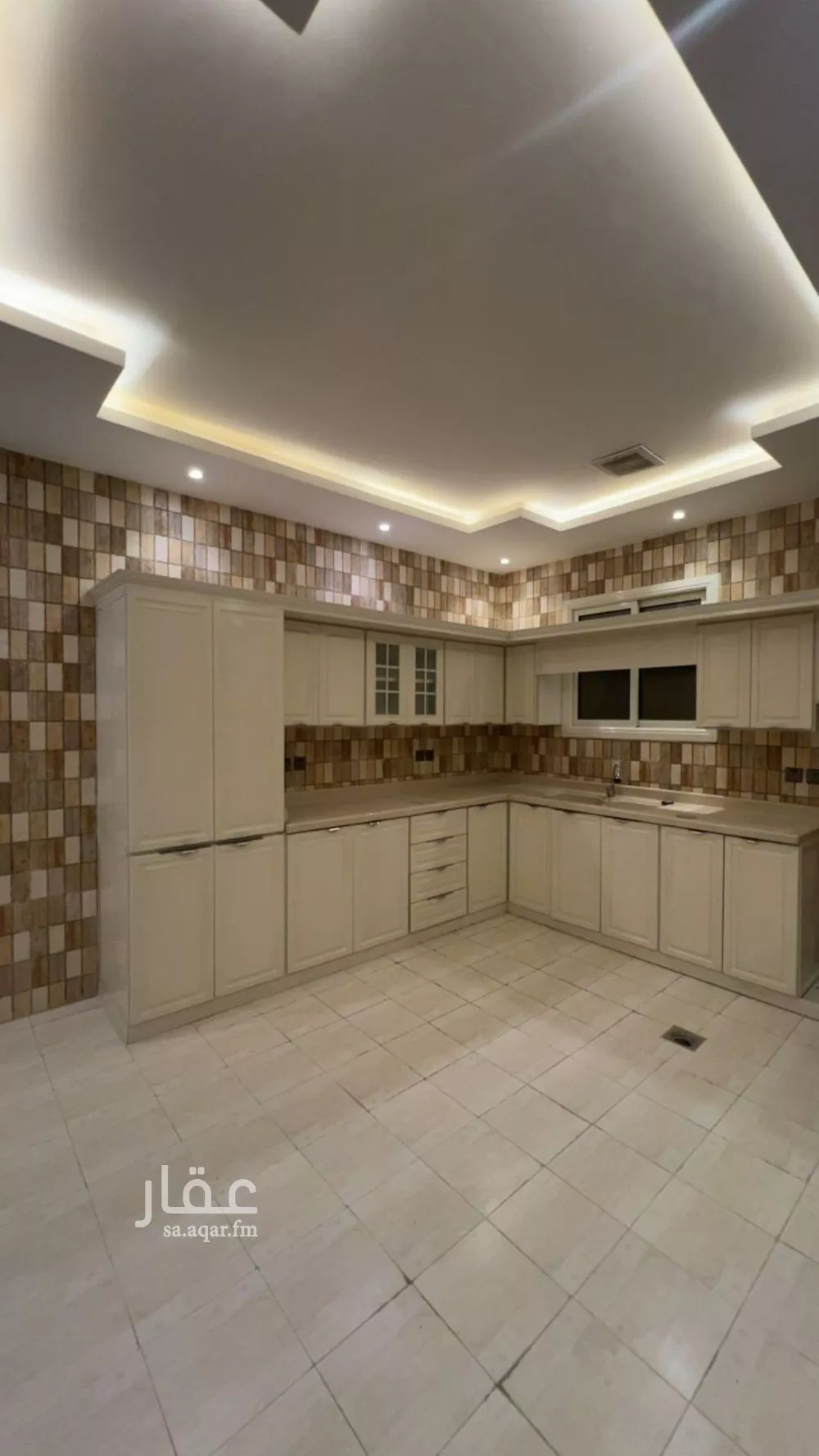 3 bedroom floor in Al Narjis 5