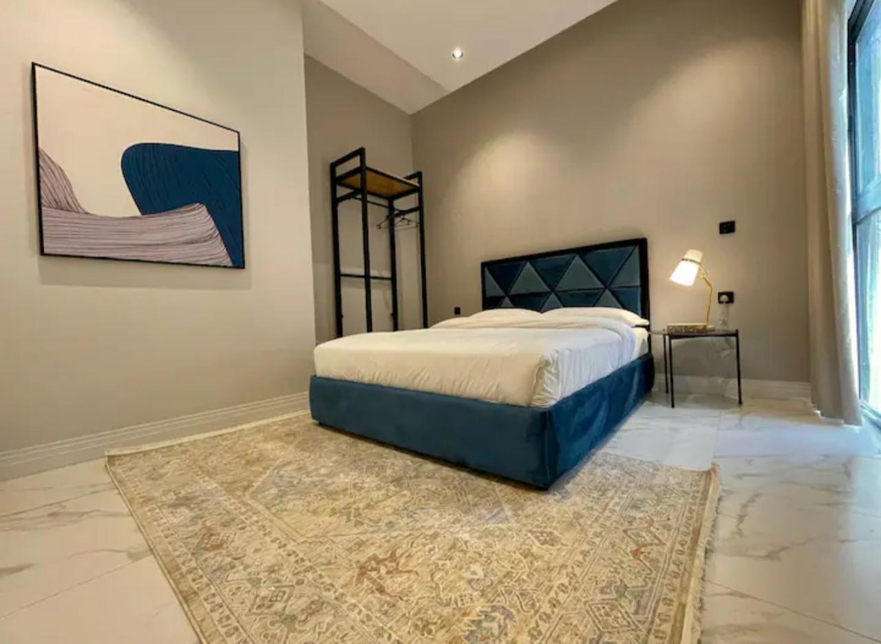 3 bedroom apartment in Al Malqa 4