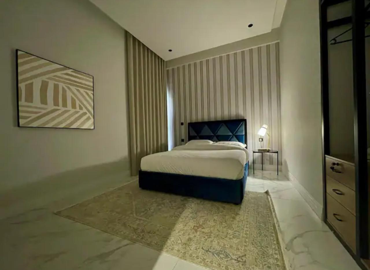 3 bedroom apartment in Al Malqa 6