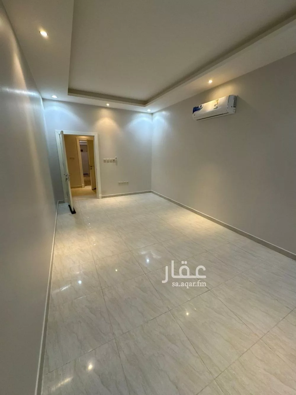 شقة 2 غرف في العارض 5