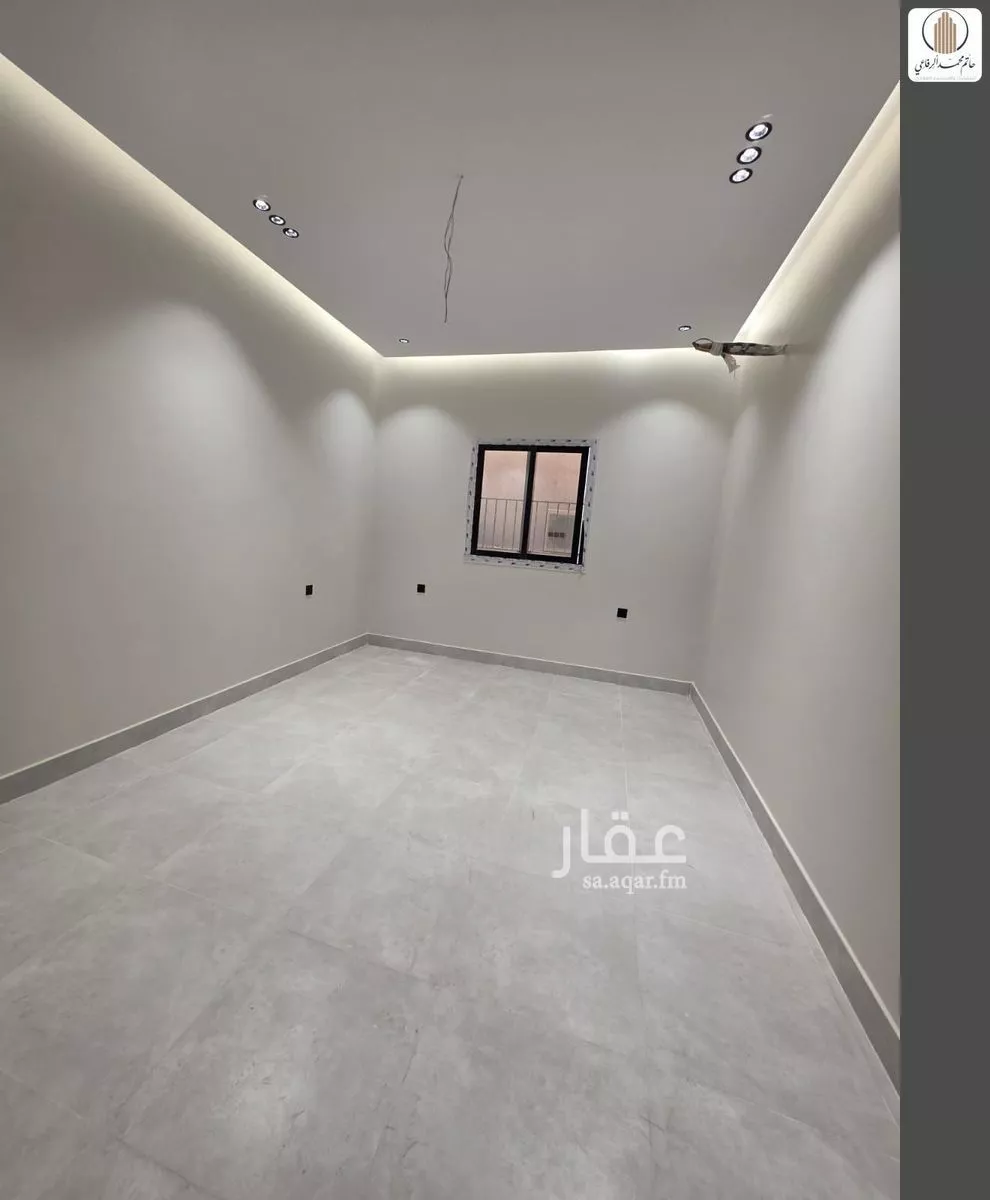 شقة 4 غرف في الروضة 11