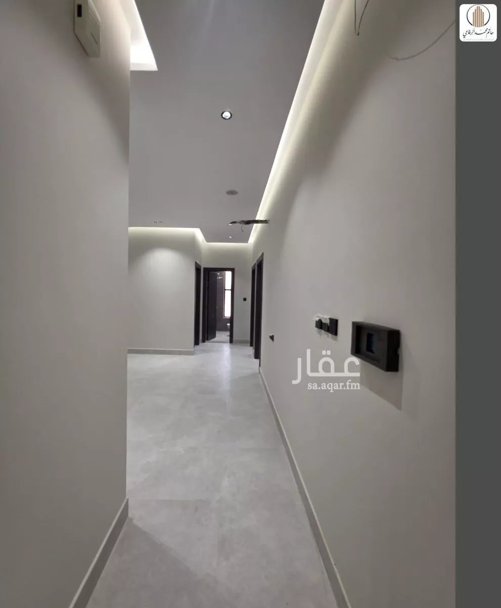 شقة 4 غرف في الروضة 10