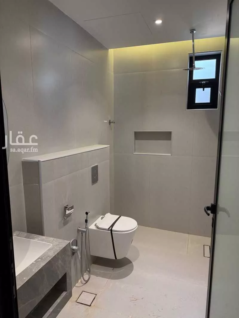 2 bedroom floor in Al Mahdiyyah 3