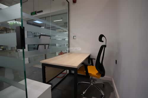 مكتب 9000 م² في السويدي 10