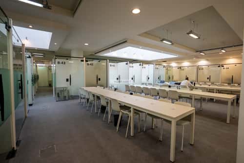 10829 sqm office in Al Rawdah 7