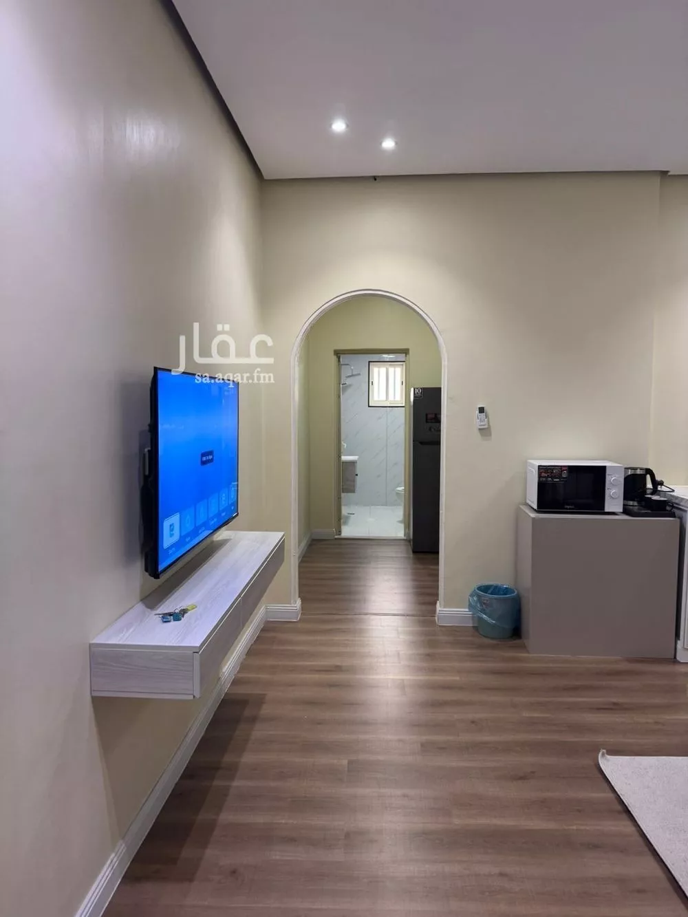 عمارة 900 م² في العقربية 11