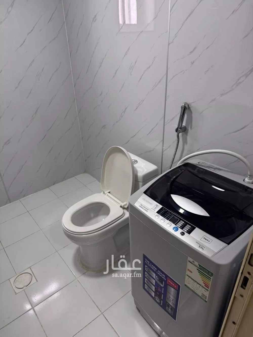 عمارة 900 م² في العقربية 5