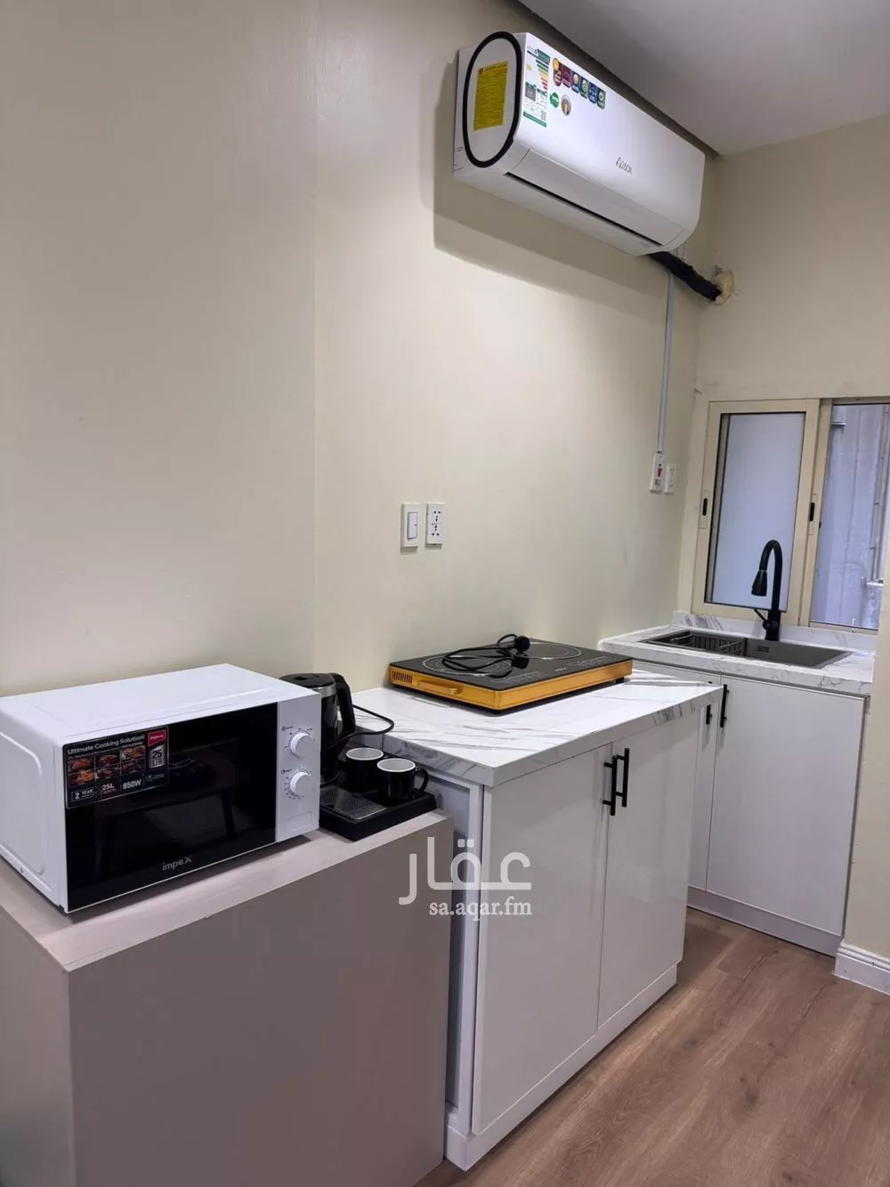 عمارة 900 م² في العقربية 9