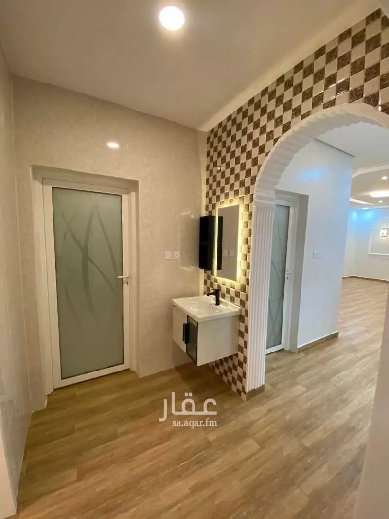 عمارة 420 م² في الأمواج 8