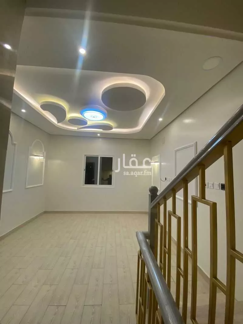 عمارة 420 م² في الأمواج 11