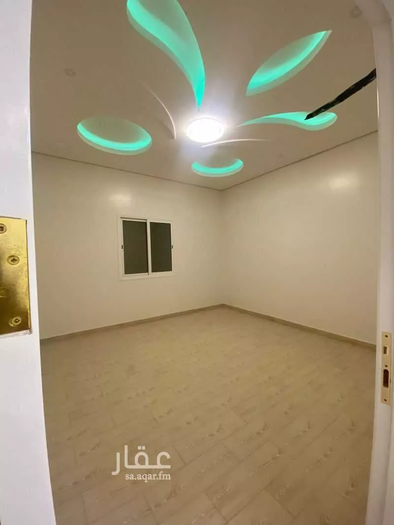 عمارة 420 م² في الأمواج 14