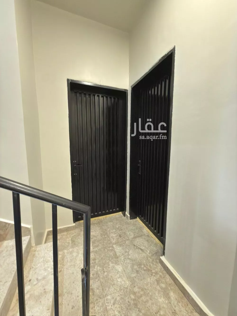 5 bedroom floor in Al Janadriyah 5