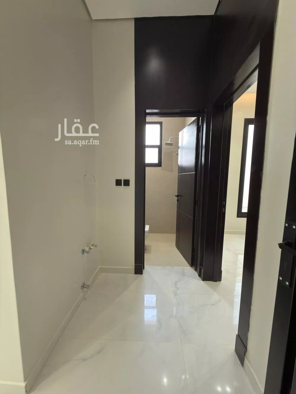 5 bedroom floor in Al Janadriyah 9
