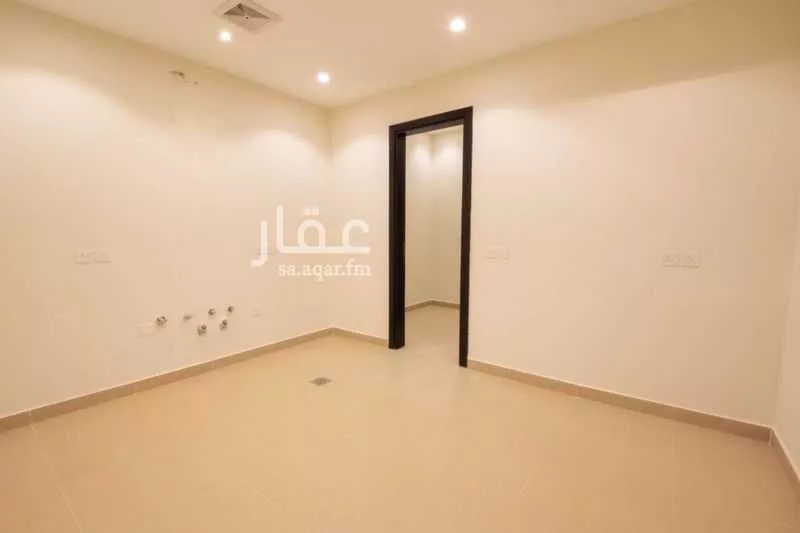 شقة 5 غرف في السلامة 4