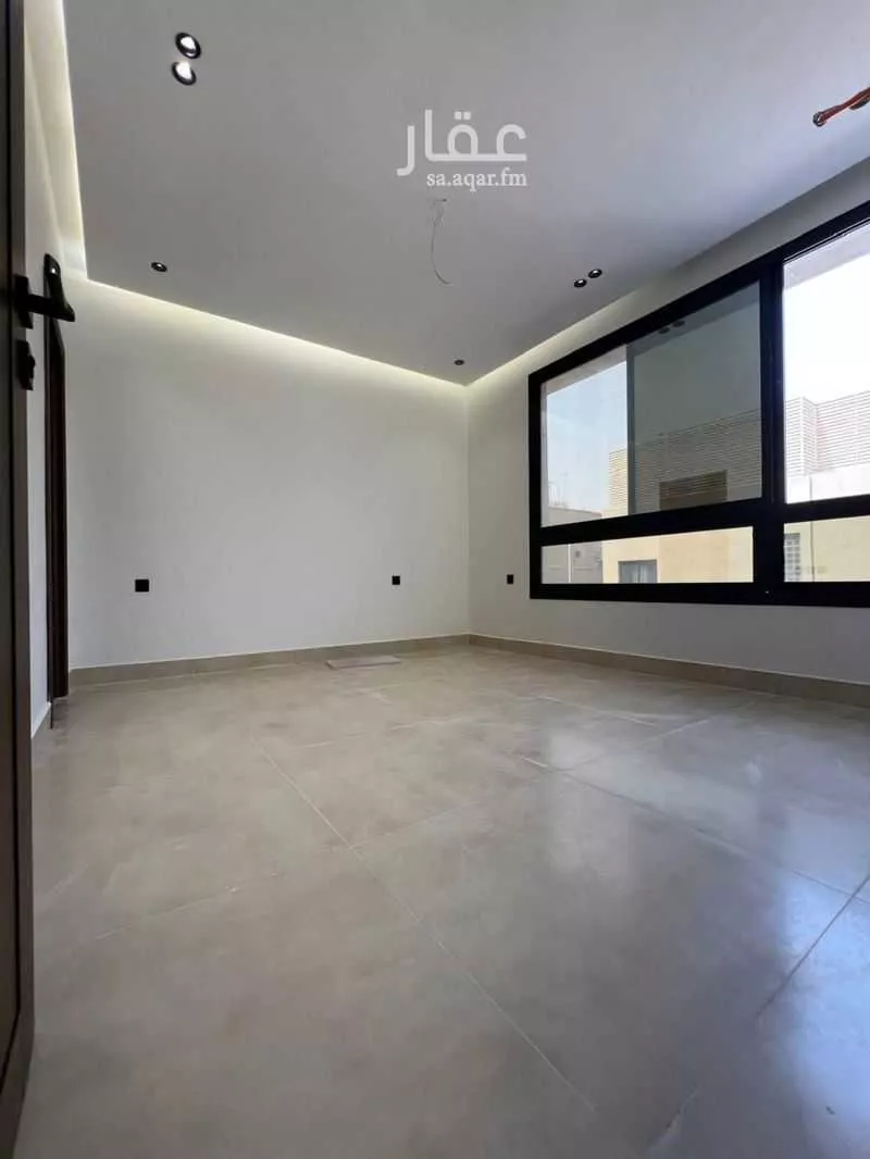 شقة 4 غرف في الروضة 11