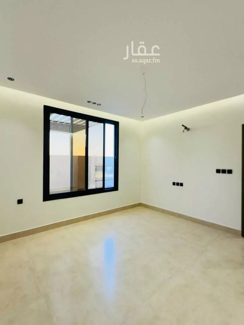 شقة 4 غرف في الروضة 6