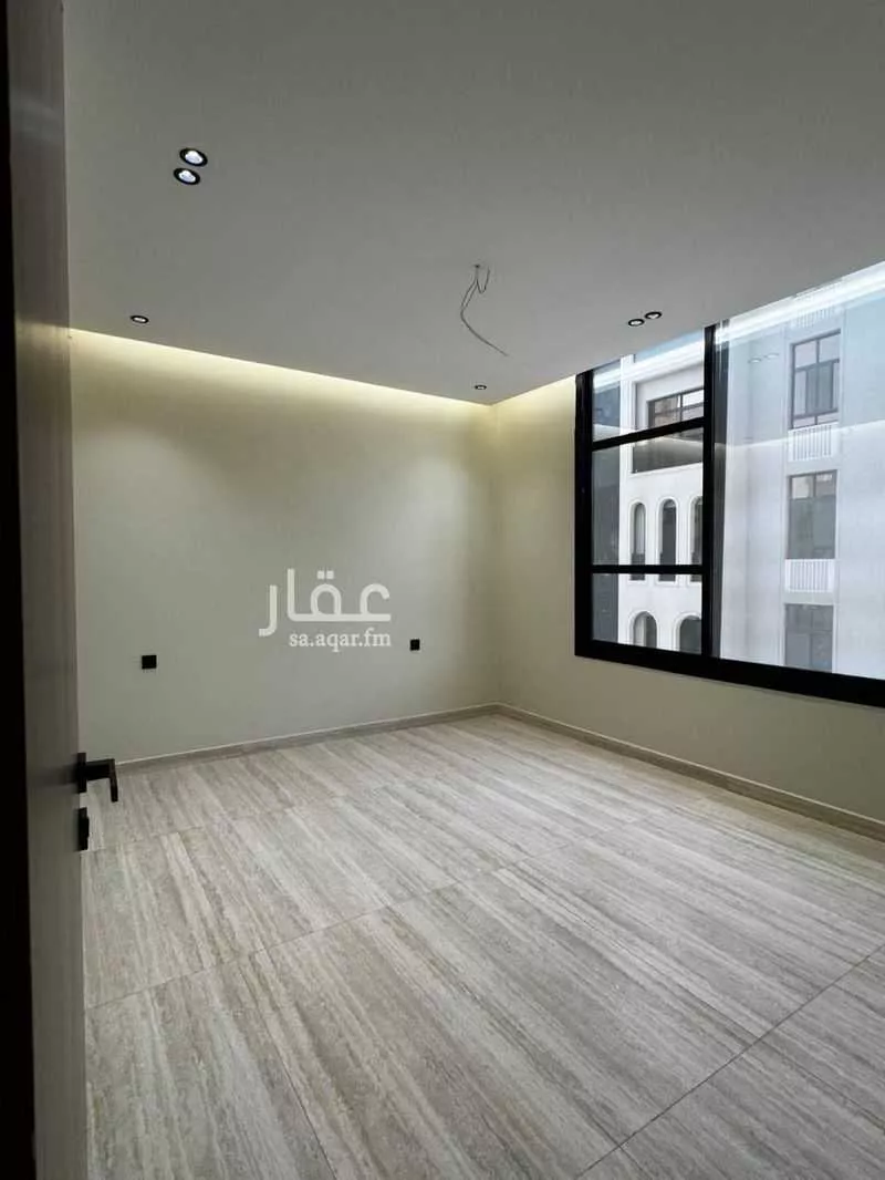 شقة 4 غرف في الروضة 2