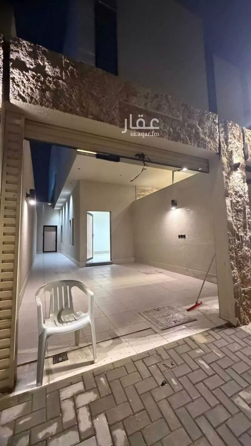 3 bedroom floor in Badr 5