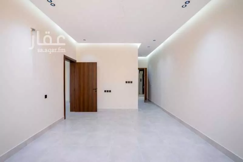 شقة 4 غرف في السلامة 8