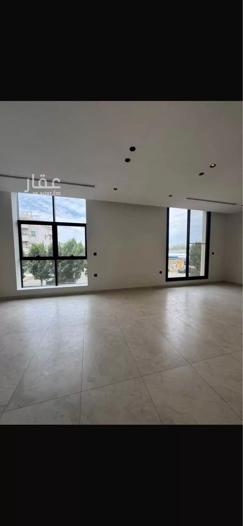 عمارة 211 م² في الزهراء 4