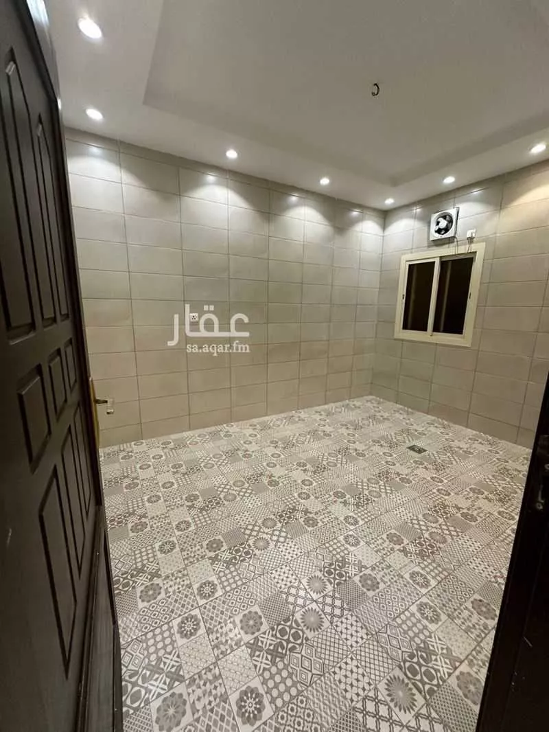 شقة 4 غرف في البحيرات 6