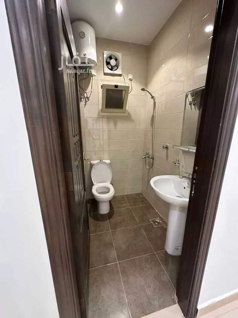 شقة 4 غرف في البحيرات 7