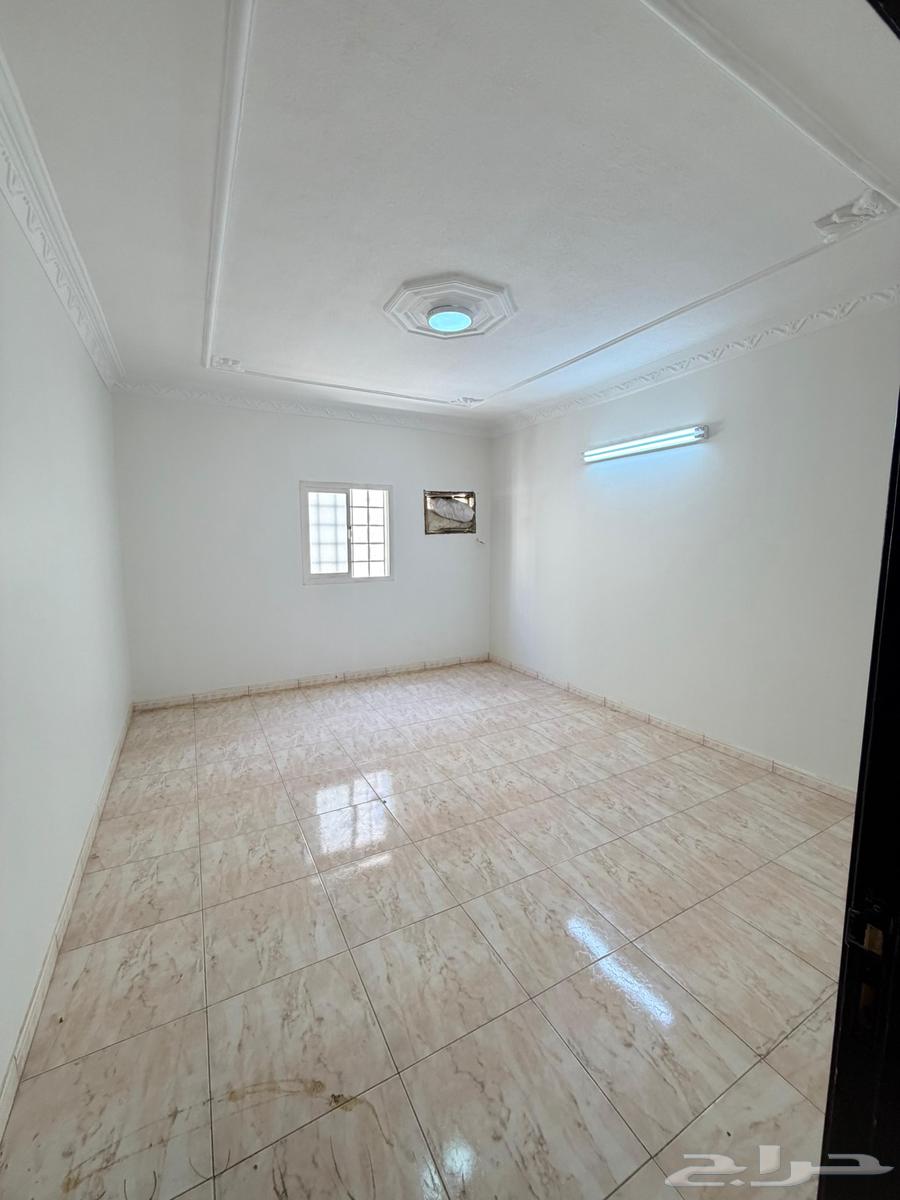3 bedroom apartment in Ishbiliyah 4