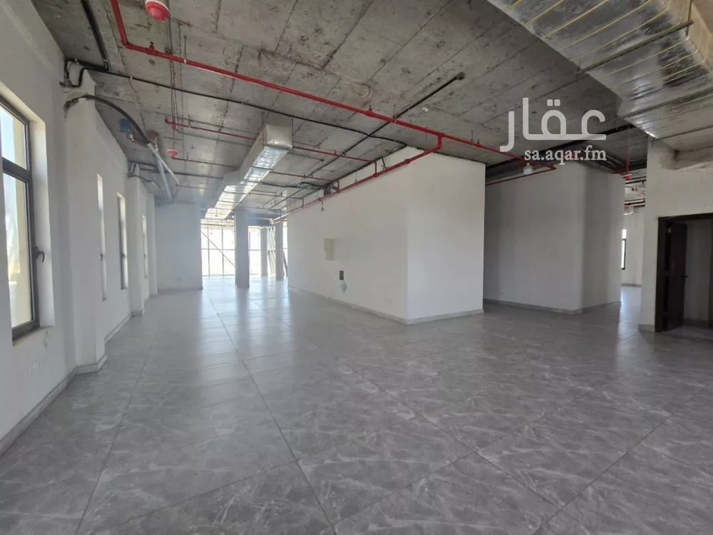 875 sqm office in Al Nuzhah 14