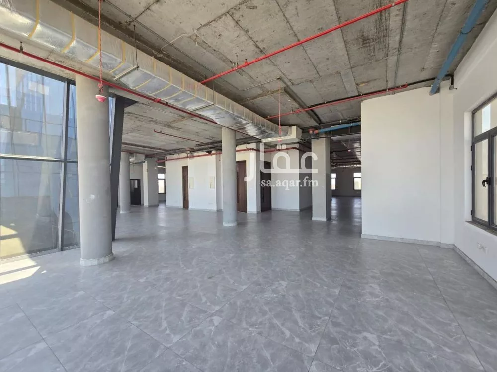 875 sqm office in Al Nuzhah 4