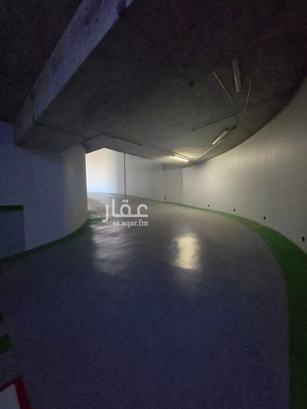 875 sqm office in Al Nuzhah 5