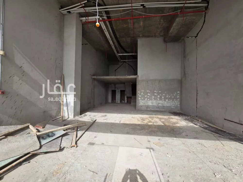 محل 123 م² في النزهة 5
