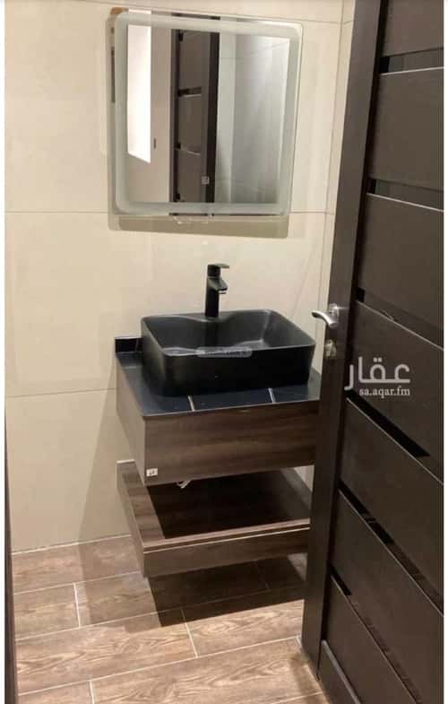 شقة 3 غرف في العارض 18