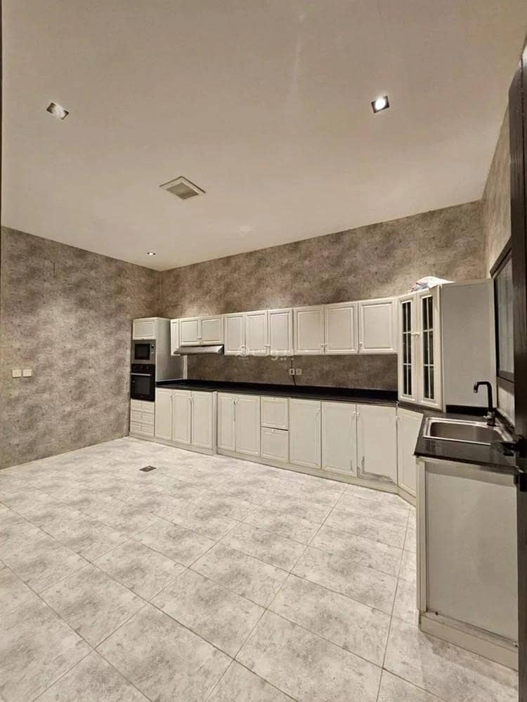 5 bedroom villa in Al Mahdiyyah, Riyadh 6