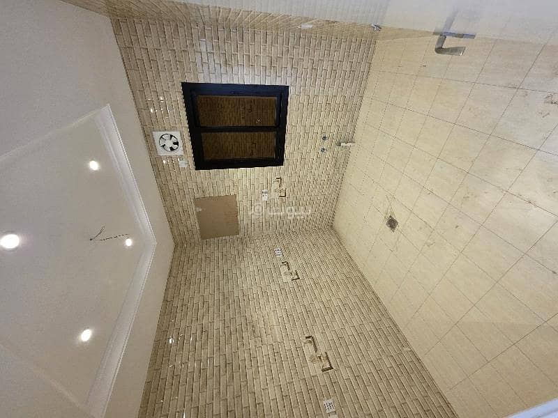 3 bedroom apartment in Al Shiraa, Jeddah 8
