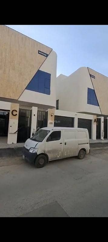 4 bedroom villa in As Suwaidi Al Gharabi, Riyadh 4