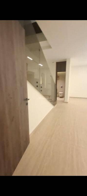 4 bedroom villa in As Suwaidi Al Gharabi, Riyadh 12