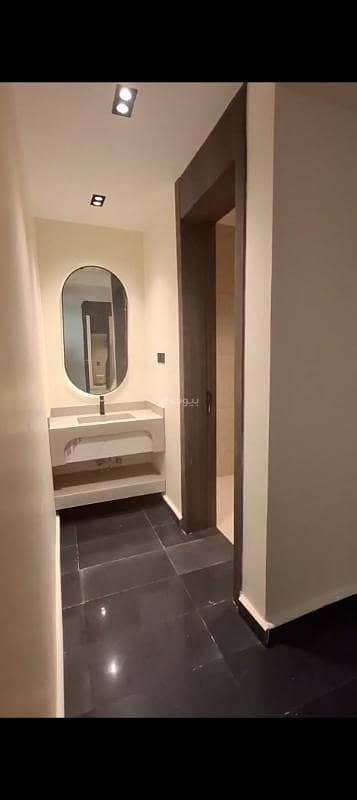 4 bedroom villa in As Suwaidi Al Gharabi, Riyadh 18