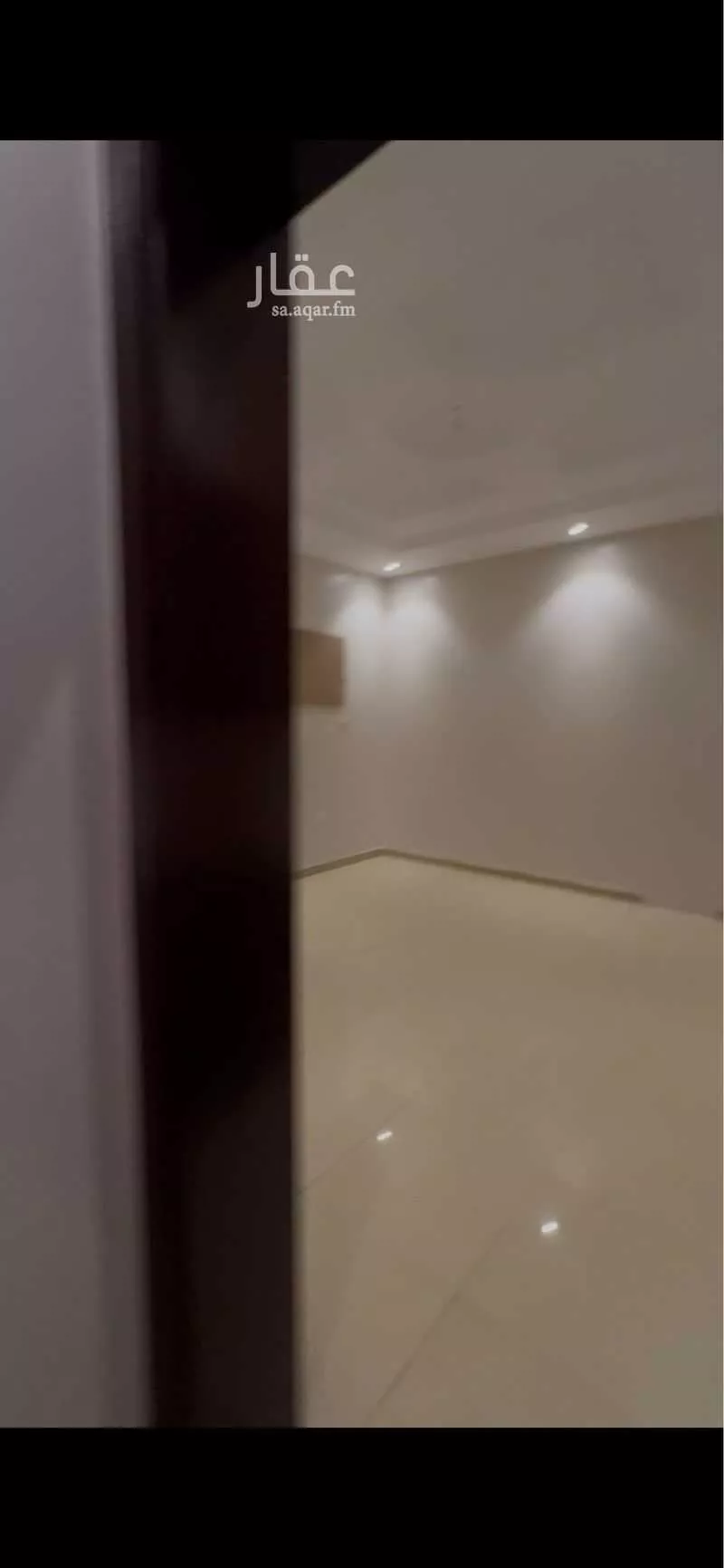 6 bedroom apartment in Al Marwa 11