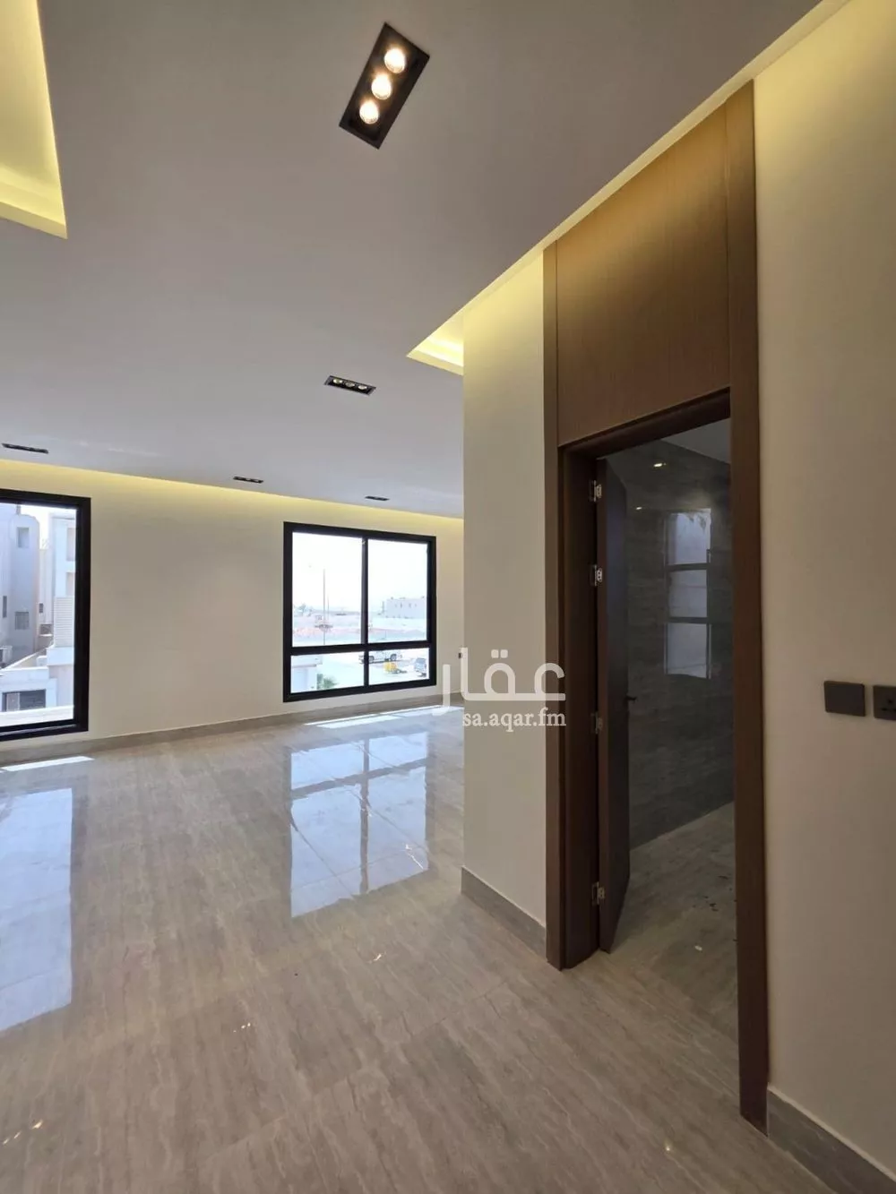 فيلا 5 غرف في الرمال 25