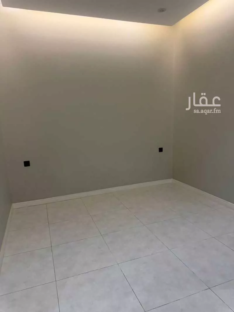 شقة 5 غرف في الريان 6