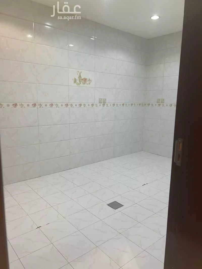4 bedroom apartment in Al Nakheel 9