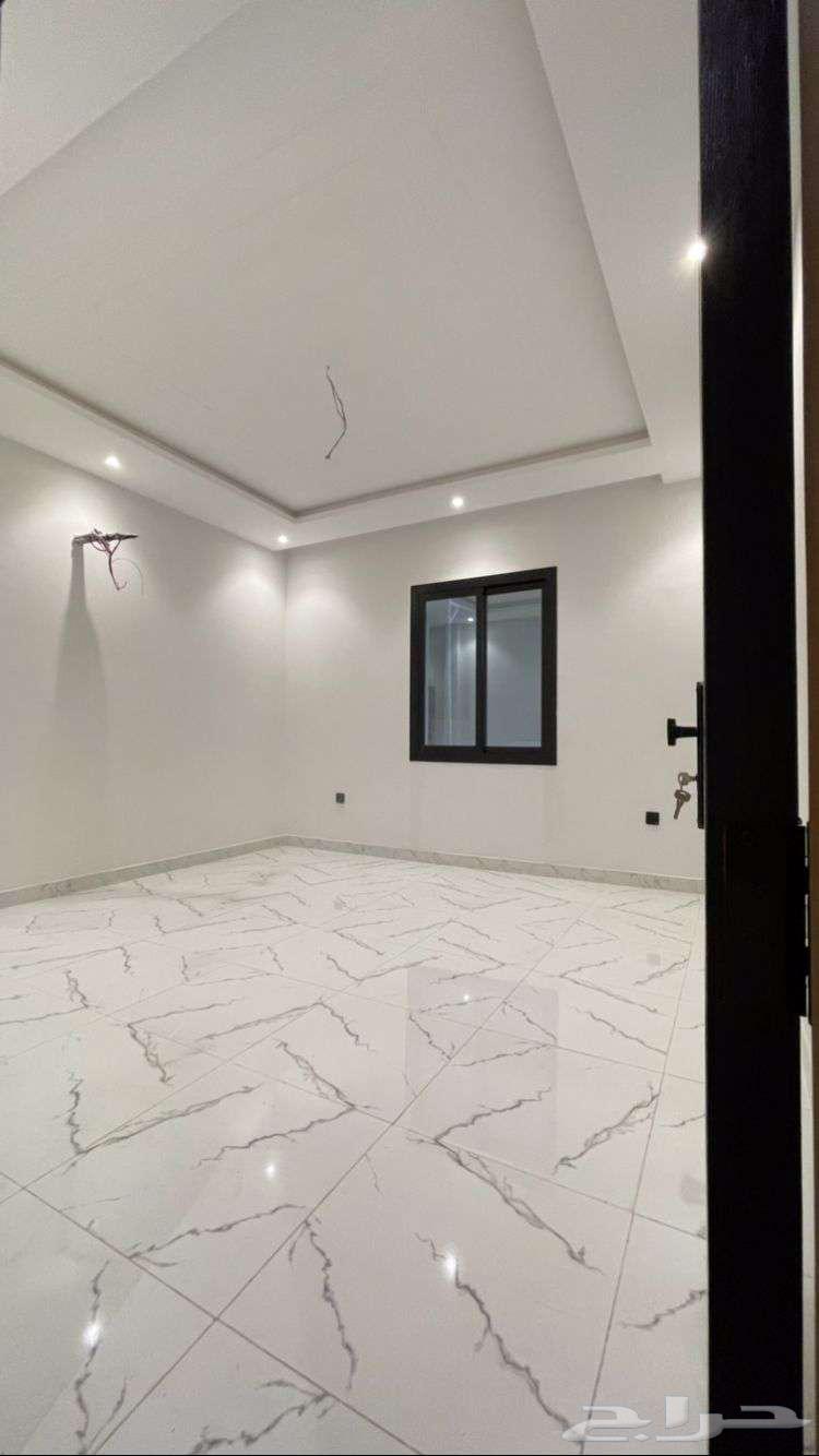 شقة 3 غرف في الصوارى 4