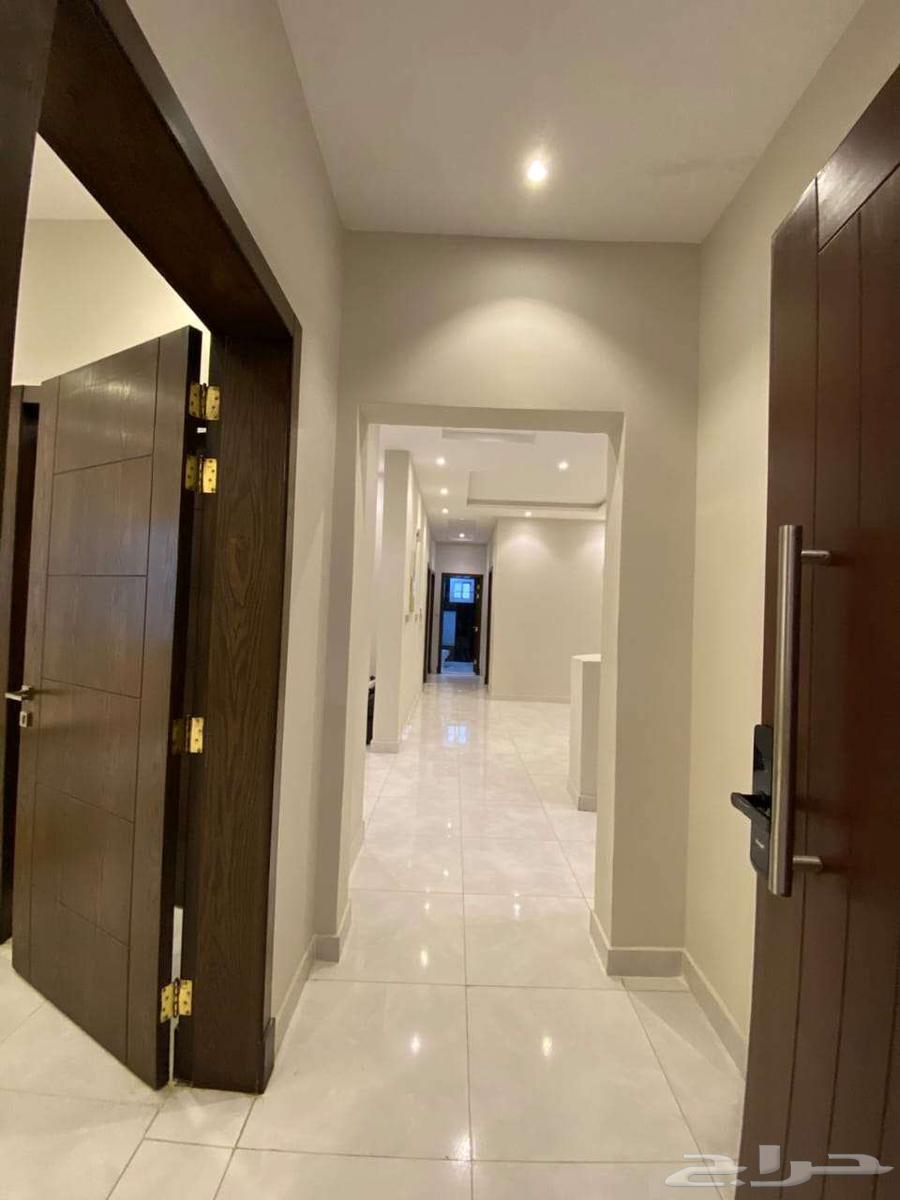 شقة 5 غرف في الربوة 9