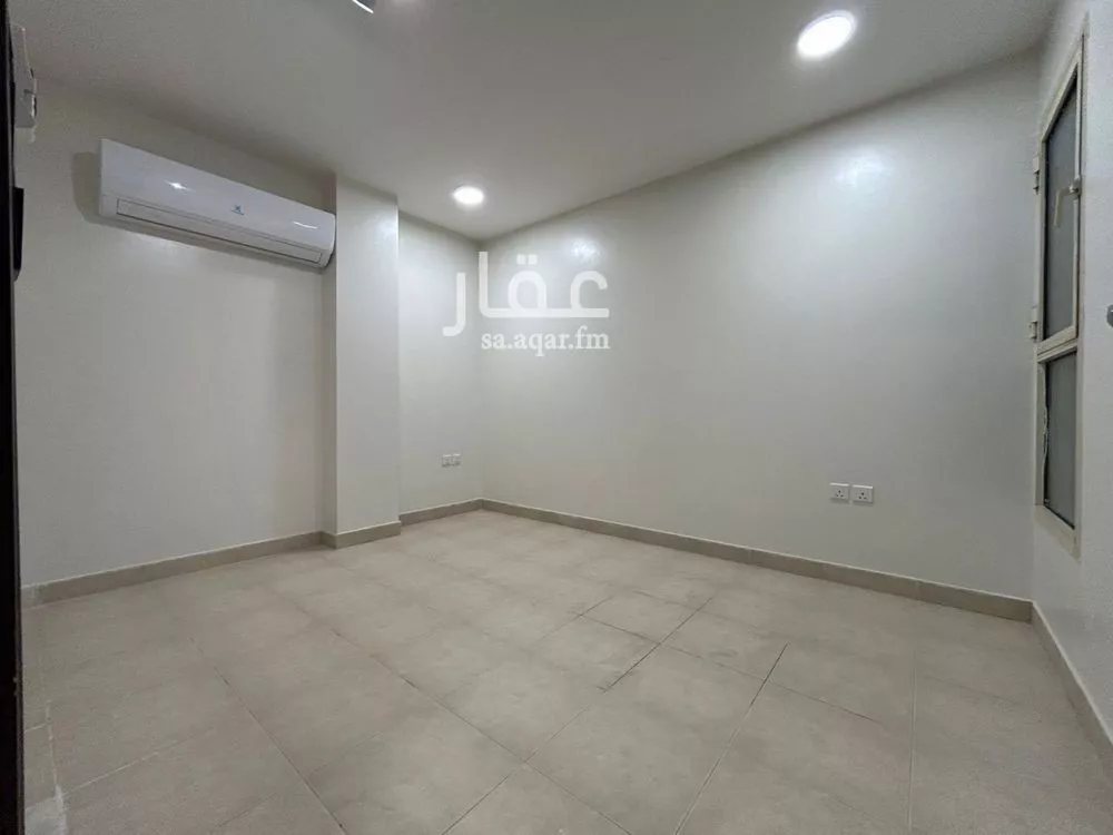 3 bedroom apartment in Al Yasmin 2
