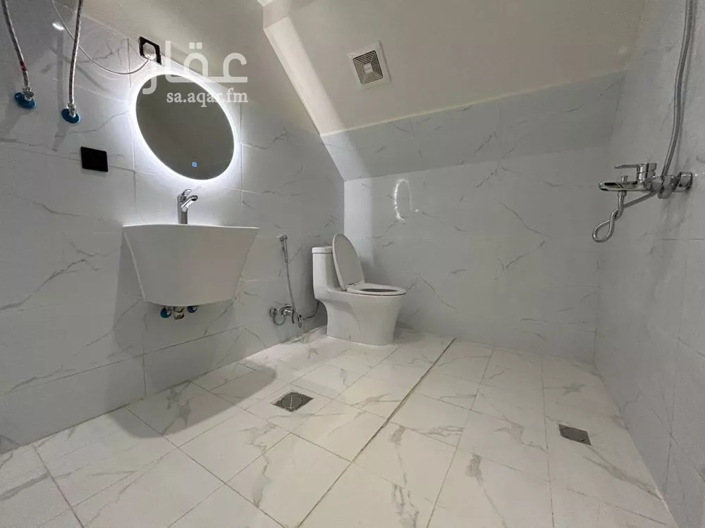 3 bedroom apartment in Al Yasmin 3