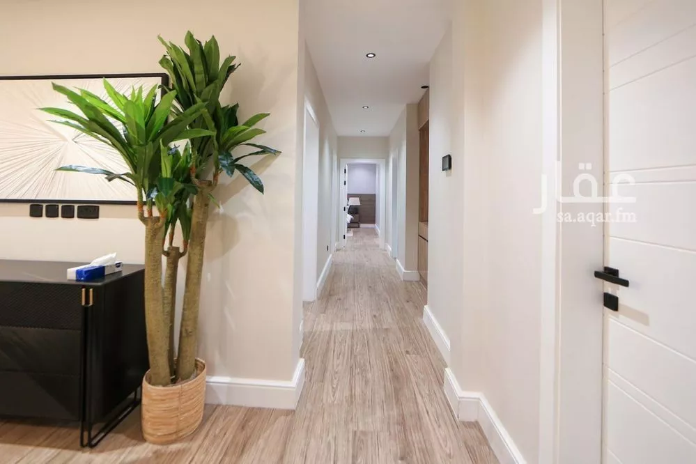 3 bedroom apartment in Al Malqa 16