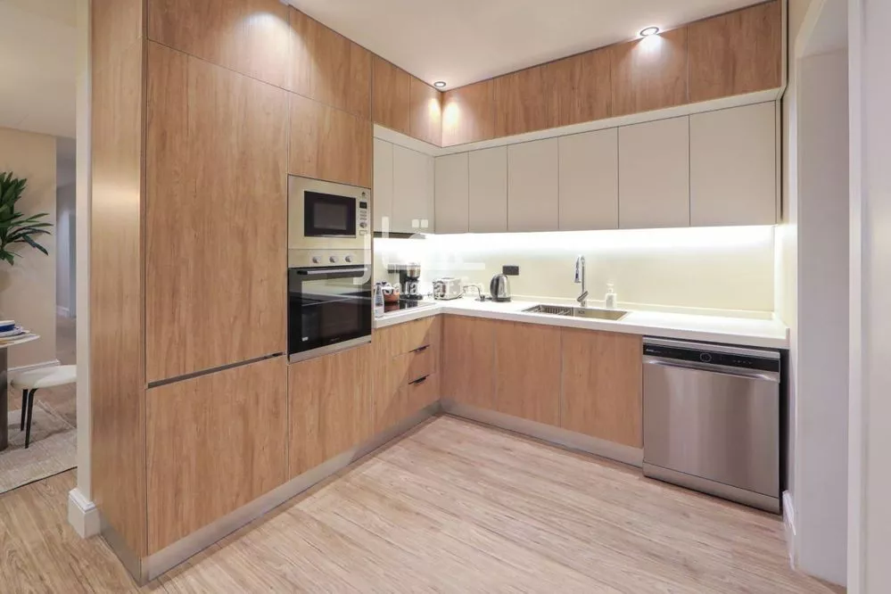 3 bedroom apartment in Al Malqa 5