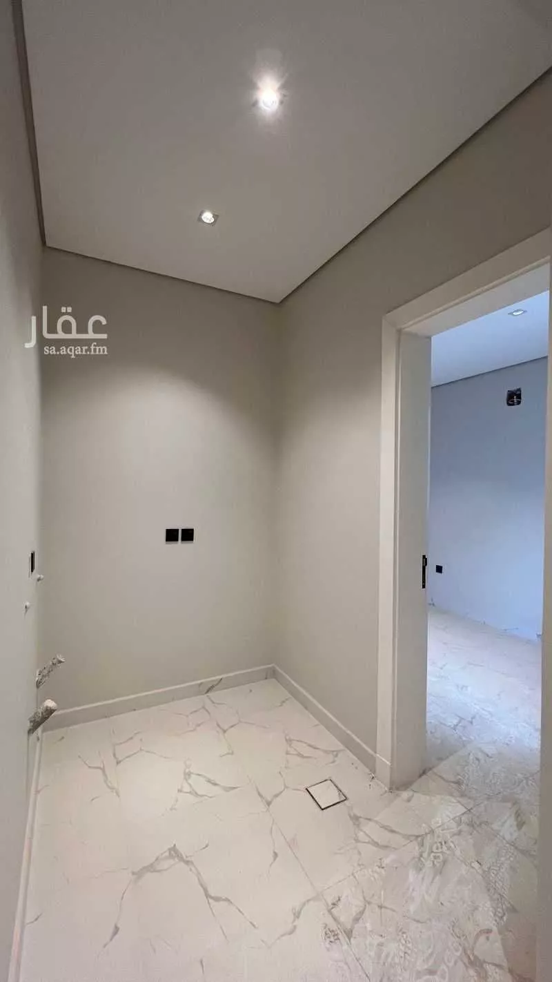 فيلا 5 غرف في القادسية 12