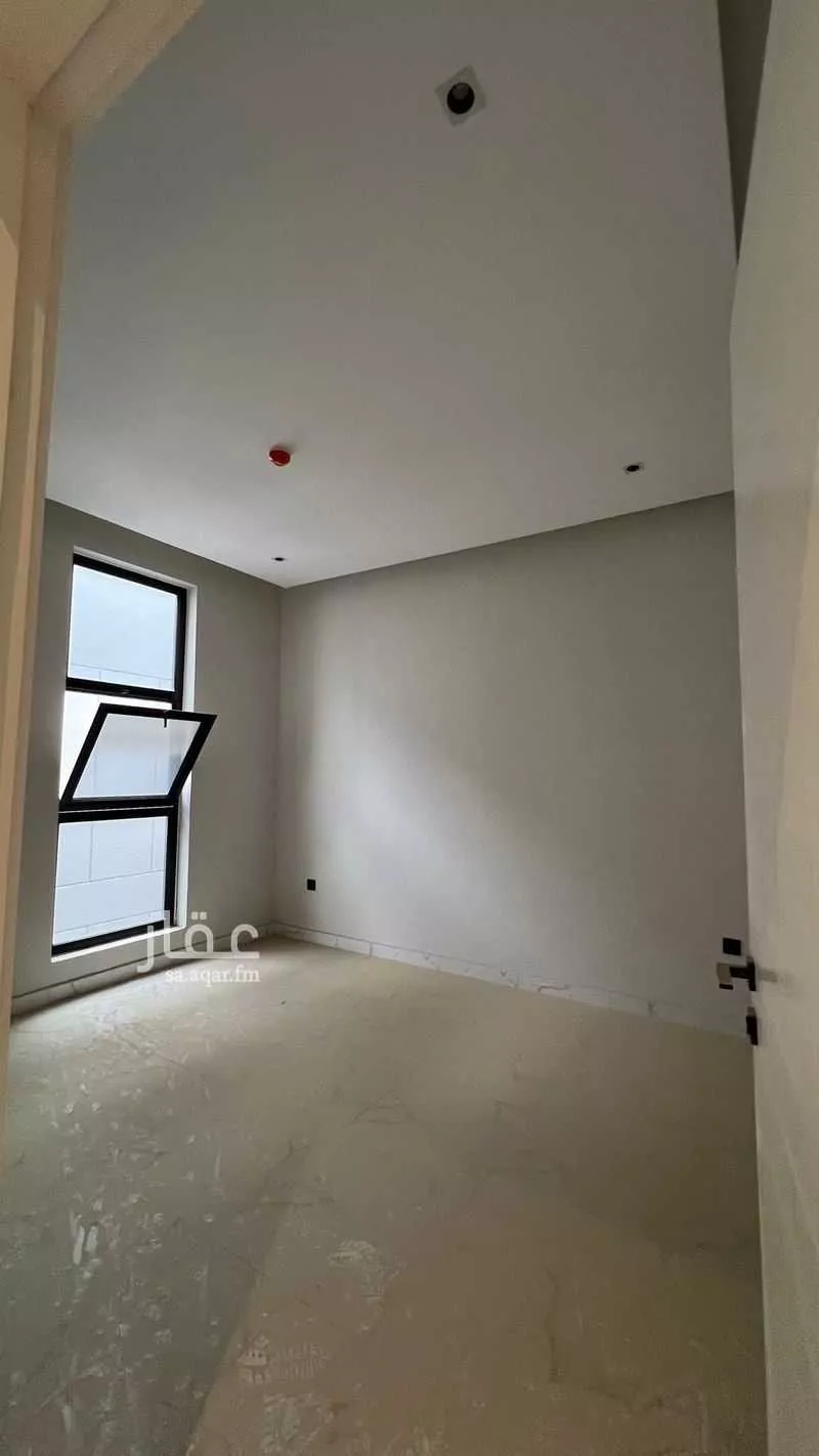 فيلا 5 غرف في القادسية 3